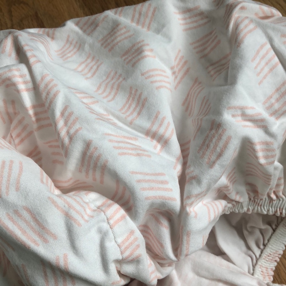 Crib Sheet - Picture 4 of 4